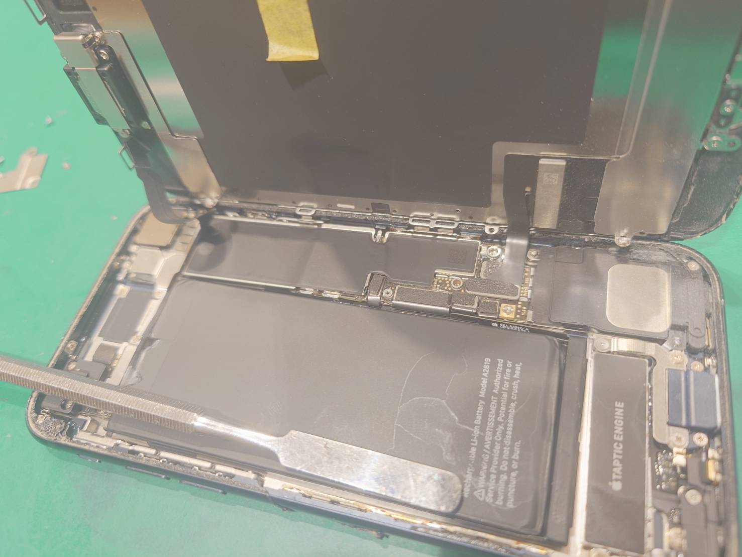 【品川区よりご来店】iPhoneSE3のバッテリー交換修理をご依頼いただきました！